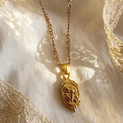 AMOR FATI CHAIN