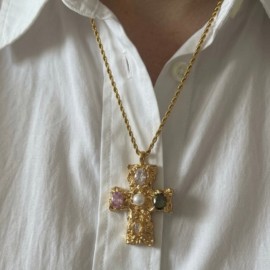BAROQUE CROSS NECKLACE - Acciaio inossidabile