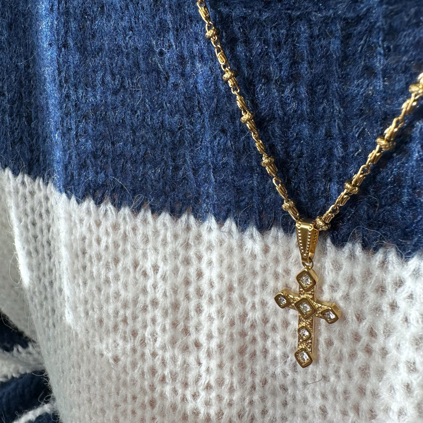VINTAGE CROSS NECKLACE - Acciaio inossidabile
